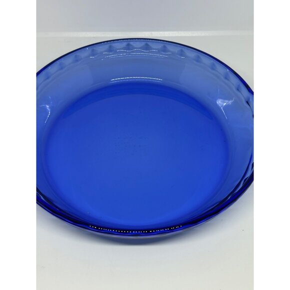 VTG Pyrex Cobalt Blue Pie Plate – 1980s Bakeware 10" Round USA Farmhouse Kitchen - Picture 3 of 6